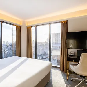 4* Szálloda Saint